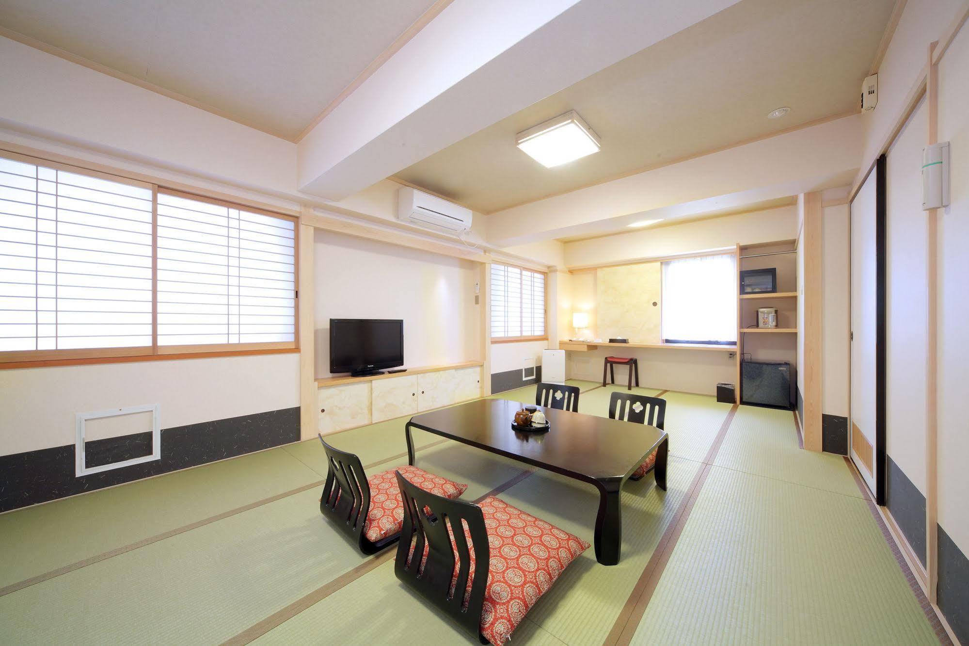 Hotel Chatelet Inn Kyōto Esterno foto